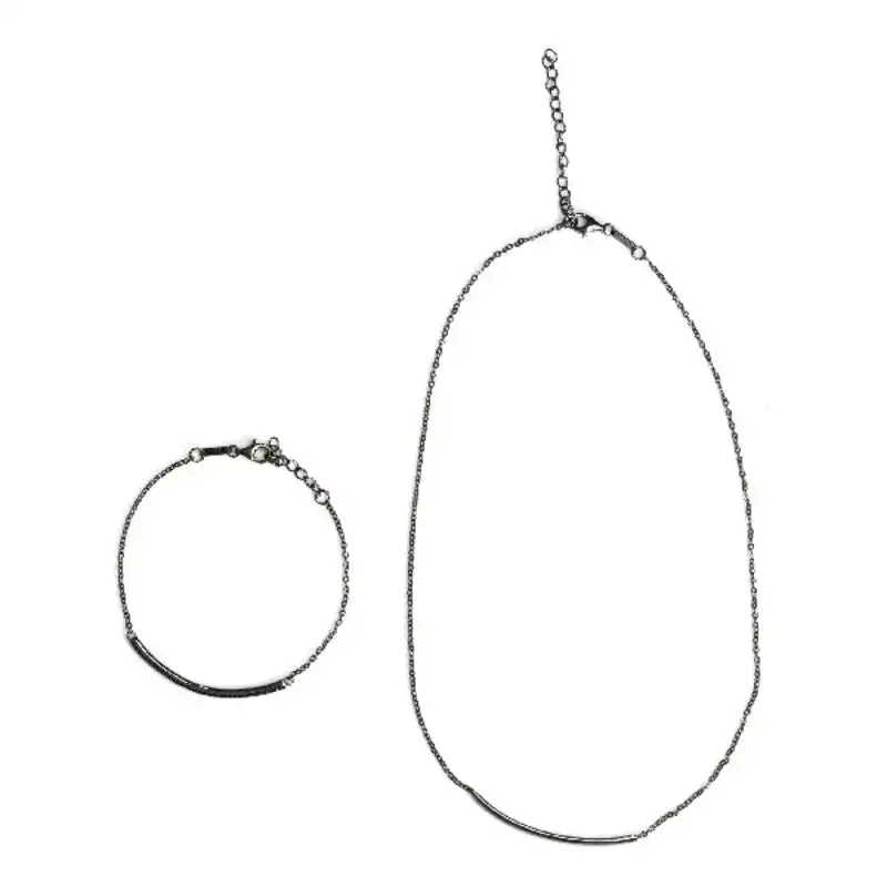 Parure folli follie js15s028kk_9788. DIAYTAR COTE D'IVOIRE - Là où Chaque Achat Contribue à un Rêve. Naviguez à travers notre boutique en ligne et soutenez des artisans talentueux tout en acquérant des trésors.
