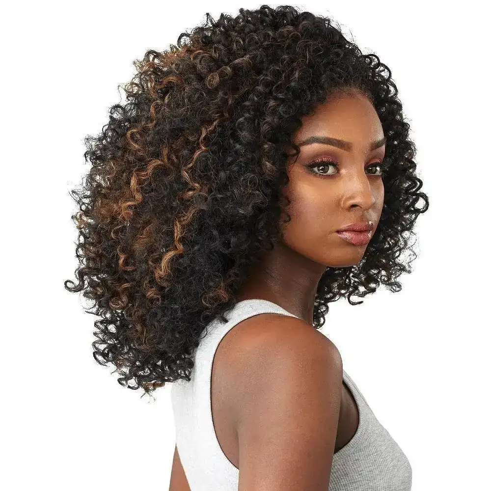 Sensationnel curls kinks co demiperruque synthetique a tissage instantane show stopper_1375. DIAYTAR COTE D'IVOIRE - Où Choisir est un Acte d'Amour pour le Côte d'Ivoire. Explorez notre boutique en ligne et choisissez des articles qui célèbrent la culture et l'artisanat du pays.