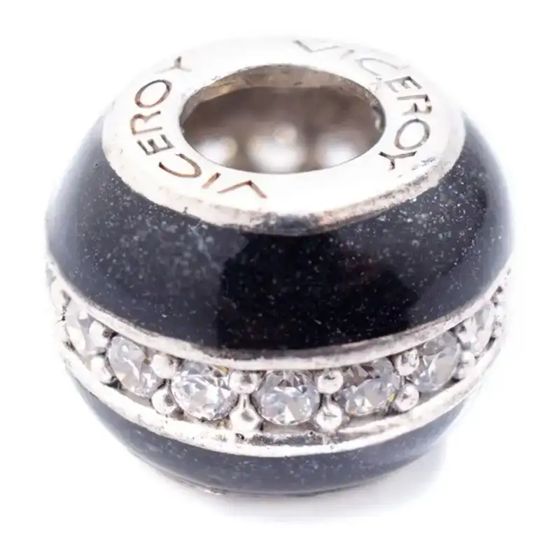 Perles femme viceroy vmm0315 25 noir 1 cm_3144. DIAYTAR COTE D'IVOIRE - Votre Boutique en Ligne, Votre Choix Illimité. Parcourez nos rayons et découvrez des produits qui vous inspirent, de la mode à la maison et bien plus.
