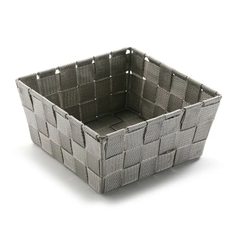 Panier versa medium nylon 19 x 9 x 19 cm_3395. Entrez dans l'Univers de DIAYTAR COTE D'IVOIRE - Où Chaque Produit a son Histoire. Explorez notre catalogue et découvrez des trésors qui racontent la riche culture du Côte d'Ivoire.