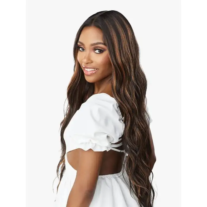 Perruque lace front synthetique sensationnel dashly lace unit 25_1441. Entrez dans l'Univers de DIAYTAR COTE D'IVOIRE - Où Chaque Produit est une Découverte. Explorez notre gamme variée et trouvez des articles qui vous surprennent et vous inspirent.