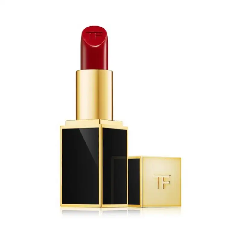 Rouge a levres tom ford 3 g_2405. Entrez dans l'Univers de DIAYTAR COTE D'IVOIRE - Où Chaque Produit a une Signification. Explorez notre gamme diversifiée et découvrez des articles qui résonnent avec votre vie.