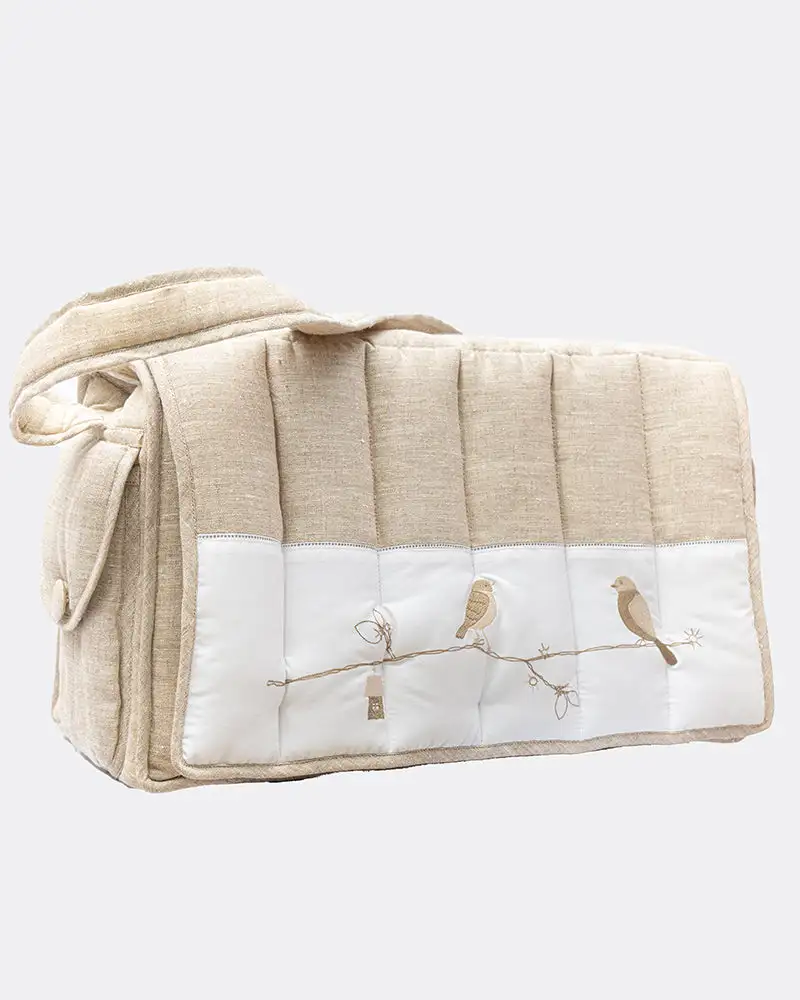Sac de maternite avec lange 2 en 1_6965. Entrez dans l'Univers de DIAYTAR COTE D'IVOIRE - Où Choisir est un Voyage. Explorez notre gamme diversifiée et trouvez des articles qui répondent à tous vos besoins et envies.