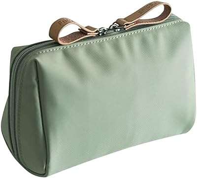 Trousse de maquillage en nylon petite trousse voyage rangement imperméable et légère. DIAYTAR COTE D'IVOIRE, votre destination en ligne pour des produits discount de première qualité. Découvrez notre sélection variée et abordable, allant de la maison à l'électroménager, de l'informatique à la mode et aux gadgets, et réalisez des économies substantielles. Peu importe vos besoins, nous avons tout ce qu'il vous faut à des prix compétitifs. Ne manquez pas nos offres spéciales et profitez d'un shopping en ligne facile et économique.