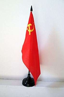 Drapeau de table urss 5" x 8" bureau communautaire rouge. Faites des économies importantes sur tous vos achats grâce à DIAYTAR COTE D'IVOIRE, votre boutique en ligne préférée pour des offres discount exceptionnelles. Du petit électroménager à la mode tendance en passant par les gadgets high-tech, découvrez notre large sélection d'articles à prix réduits dès aujourd'hui!