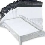 Sac postal en poly blanc 60x80cm sacs d'expédition auto adhésifs 100 enveloppes pour l'emballage la livraison. DIAYTAR COTE D'IVOIRE, votre solution intelligente pour des achats malins. Découvrez notre boutique en ligne et bénéficiez de prix discount sur une large sélection de produits pour la maison, l'électroménager, l'informatique et la mode. Ne manquez pas l'opportunité de faire des économies avec DIAYTAR COTE D'IVOIRE !