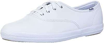 Sneakers à lacets en cuir champion original pour femme. Faites des économies tout en faisant plaisir à toute la famille avec DIAYTAR COTE D'IVOIRE . Notre boutique en ligne généraliste vous propose une variété de produits discount, de l'électroménager pratique à l'informatique de pointe, en passant par la mode tendance, afin de répondre à tous vos besoins, quel que soit votre budget.