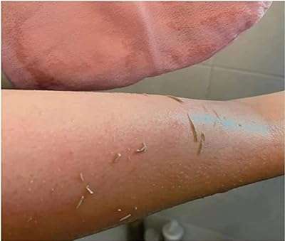 Les gants exfoliants marocains originaux roses éliminent les peaux mortes et la saleté. Profitez de rabais incroyables sur DIAYTAR COTE D'IVOIRE  et économisez sur tous vos achats! Que vous cherchiez des équipements high-tech, des produits de beauté, des articles pour animaux de compagnie ou même des meubles pour la maison, notre boutique en ligne généraliste vous propose les meilleurs prix du marché.
