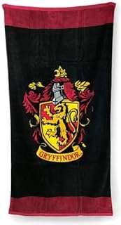 Serviette de bain groovy harry potter gryffondor formel coton noir. Rejoignez DIAYTAR COTE D'IVOIRE, votre compagnon de shopping à prix malin ! Explorez notre boutique en ligne et découvrez un éventail de produits discount, des articles essentiels pour la maison aux appareils électroménagers, en passant par l'informatique, la mode tendance et les gadgets à petit prix.