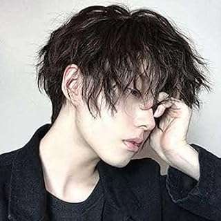 Perruques courtes bouclées d'anime pour hommes cheveux de synthèse de cosplay noirs avec frange. DIAYTAR COTE D'IVOIRE  - Votre adresse en ligne pour des offres discount irrésistibles. Trouvez tout ce dont vous avez besoin, du mobilier aux appareils électroniques en passant par les tendances de la mode, et profitez de nos prix imbattables. Réinventez votre façon de faire des achats et économisez dès maintenant !
