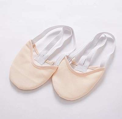 Chaussures de danse à demi semelle pour filles the white shop taille. Découvrez DIAYTAR COTE D'IVOIRE, votre destination en ligne pour des bonnes affaires sans compromis sur la qualité. Parcourez notre large éventail de produits discount allant de l'électroménager à l'informatique en passant par la mode et les gadgets. Faites de vraies économies en choisissant le meilleur rapport qualité-prix.
