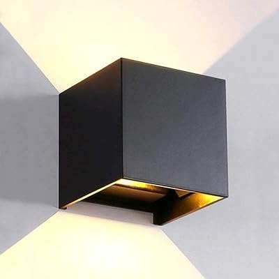 Applique murale led en aluminium étanche degreand lumière extérieure 6w 100 277v. DIAYTAR COTE D'IVOIRE, le paradis du shopping en ligne à prix discount ! Naviguez à travers notre large gamme de produits discount soigneusement sélectionnés pour votre maison, votre cuisine, votre dressing et bien plus encore. Faites de bonnes affaires et offrez-vous les dernières tendances à petits prix, tout en restant à l'affût des nouveautés.
