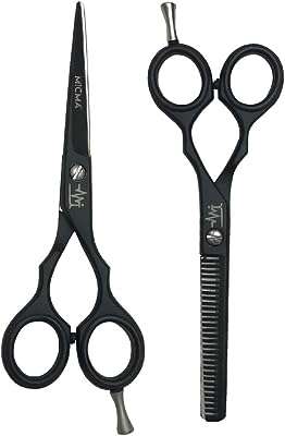 Ensemble de ciseaux à cheveux et barbier mikma pour hommes et femmes. Faites des économies sans compromis sur la qualité avec DIAYTAR COTE D'IVOIRE . Notre boutique en ligne propose une variété de produits discount de la maison à l'électroménager, en passant par l'informatique et les accessoires de mode. Soyez à l'affût des offres spéciales et des remises exceptionnelles pour réaliser de bonnes affaires !
