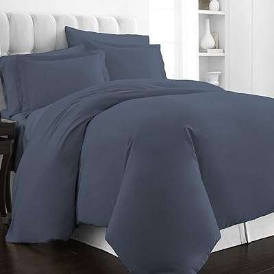 Bisonna parure de lit double en coton 400 fils bleu foncé. À la recherche de bonnes affaires ? DIAYTAR COTE D'IVOIRE  vous offre une large gamme de produits discount pour la maison, l'électroménager, l'informatique, la mode et les gadgets. Profitez de prix imbattables sans sacrifier la qualité !