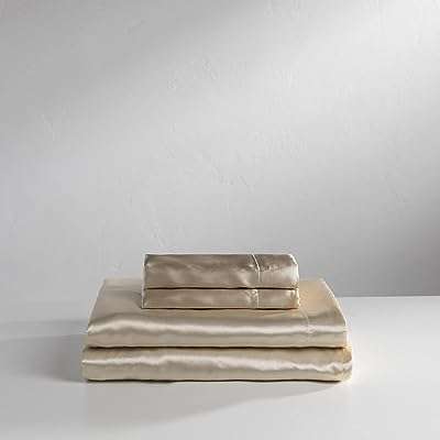 Ensemble de draps en satin 4 pièces de luxe en lin baltique pour lit. DIAYTAR COTE D'IVOIRE  vous propose une expérience d'achats en ligne unique. Découvrez notre sélection de produits discount allant de la maison à l'électroménager, de l'informatique à la mode, sans oublier les gadgets les plus en vogue. Ne dépensez pas plus que nécessaire et trouvez tous vos articles préférés à des prix incroyables !