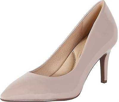 Chaussure city classified comfort à talon moyen pour femme. Votre satisfaction et votre budget sont nos priorités chez DIAYTAR COTE D'IVOIRE, la boutique en ligne où vous trouverez tout ce dont vous avez besoin à prix mini. Explorez notre vaste sélection de produits discount, des articles pour la maison aux accessoires high-tech en passant par les dernières tendances en mode. Profitez de nos offres exceptionnelles et faites des économies en toute confiance !