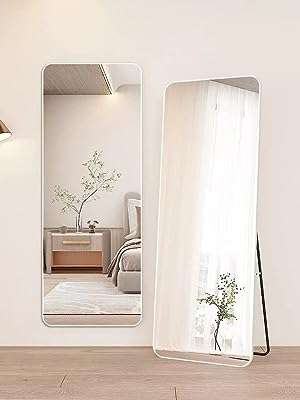 167" x 60" miroir pleine longueur arqué en alliage d'aluminium à suspendre au mur. Révolutionnez votre façon de magasiner en ligne avec DIAYTAR COTE D'IVOIRE . Notre plateforme propose une multitude de produits discount, allant des appareils ménagers aux accessoires de mode à des prix défiant toute concurrence. Profitez de l'expérience shopping idéale tout en réalisant des économies importantes.