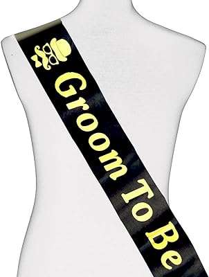 Garçons d'honneur noirs et dorés et ceinture propecycle en satin noir paquet de 1. Faites de bonnes affaires dès aujourd'hui avec DIAYTAR COTE D'IVOIRE  ! Parcourez notre boutique en ligne généraliste où vous trouverez une large gamme de produits discount, des articles pour la maison à l'électroménager, en passant par l'informatique et la mode. Profitez de nos prix compétitifs et offrez-vous des produits de qualité à moindre coût.