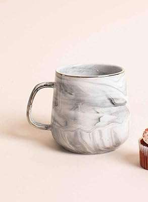 Tasses à café en céramique avec incrustation de marbre gris or pour petit. Vous voulez dépenser moins tout en obtenant plus ? DIAYTAR COTE D'IVOIRE  est là pour vous ! Profitez de nos offres exceptionnelles sur une large gamme de produits, allant des articles ménagers à l'électroménager, en passant par les gadgets et la mode. Faites des économies sans compromettre la qualité.