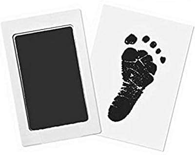 Lot de 2 cartes d'empreintes de mains et de pieds réutilisables pour nouveau né avec tampon. Faites des économies sans sacrifier la qualité avec DIAYTAR COTE D'IVOIRE . Parcourez notre assortiment exceptionnel comprenant des appareils électroménagers dernier cri, des articles de décoration pour votre maison, des gadgets high-tech incontournables et des vêtements à la pointe de la mode, le tout à des prix défiant toute concurrence.