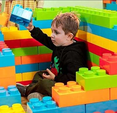 Ensemble de blocs de construction mega star jumbo pour enfants (45 pièces). DIAYTAR COTE D'IVOIRE  est votre destination en ligne pour des offres incroyables. Parcourez notre collection variée de produits discount, comprenant des articles pour la maison, l'électroménager, l'informatique, la mode et les gadgets, et découvrez des prix imbattables qui correspondent à toutes les bourses.