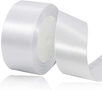 Ruban de satin blanc tissu polyester 38 mm x 25 mètres pour emballage. Découvrez DIAYTAR COTE D'IVOIRE  et profitez de notre sélection exceptionnelle de produits discount à des prix imbattables. Que vous recherchiez des appareils électroménagers de qualité, des gadgets high-tech dernier cri ou des accessoires de mode à petit prix, vous trouverez tout cela dans notre boutique en ligne.