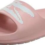 Sandales croco slide pour femmes. Ne payez pas le prix fort, découvrez DIAYTAR COTE D'IVOIRE  ! Notre boutique en ligne généraliste vous propose une variété de produits discount, des essentiels pour la maison aux appareils électroniques, en passant par la mode et les gadgets. Bénéficiez de prix abordables et de promotions attractives pour réaliser des économies significatives sur vos achats en ligne.