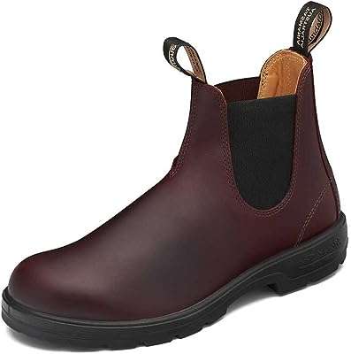 Bottines chelsea classiques pour hommes de la série 550. Bienvenue chez DIAYTAR COTE D'IVOIRE, votre destination de choix pour dénicher des bonnes affaires en ligne. Explorez notre sélection de produits discount allant des indispensables de la maison aux dernières nouveautés informatiques et mode, et profitez de notre engagement à vous offrir des prix compétitifs.