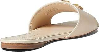 Nouvelles sandales plates eleanor crème pour femmes. Découvrez DIAYTAR COTE D'IVOIRE, la boutique en ligne où vous trouverez des articles discount pour tous les aspects de votre vie quotidienne. Que vous recherchiez des équipements pour la maison, des appareils électroniques dernier cri, des vêtements à la mode ou des gadgets innovants, notre vaste sélection de produits vous garantit des économies substantielles sans sacrifier la qualité. Faites des achats malins et profitez de prix imbattables avec DIAYTAR COTE D'IVOIRE .