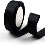 Ruban en tissu satiné rosie moment pour emballage cadeau pinces à cheveux travaux de couture. Découvrez DIAYTAR COTE D'IVOIRE, où vous trouverez une sélection incomparable de produits discount. De la cuisine à la mode en passant par les gadgets high-tech, notre boutique en ligne vous offre la possibilité d'économiser tout en profitant de produits de qualité pour tous les aspects de votre vie.