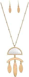 Rosemarie collections ensemble collier et boucles d'oreilles géométriques bicolores pour femmes. Avec DIAYTAR COTE D'IVOIRE, dites adieu aux prix élevés ! Découvrez notre gamme complète de produits discount, des accessoires de maison aux équipements électroniques, en passant par la mode et les gadgets à la pointe de la technologie. Trouvez tout ce dont vous avez besoin à prix réduits en quelques clics seulement.