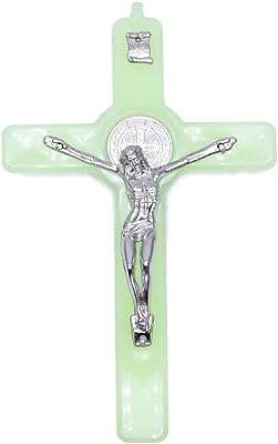 Jk power collier pendentif croix de jésus lumineux qui brille dans le noir. Profitez de rabais incroyables sur DIAYTAR COTE D'IVOIRE  et économisez sur tous vos achats! Que vous cherchiez des équipements high-tech, des produits de beauté, des articles pour animaux de compagnie ou même des meubles pour la maison, notre boutique en ligne généraliste vous propose les meilleurs prix du marché.