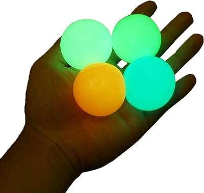 Balles anti stress qui brillent dans le noir pour adultes et enfants (paquet de 4). Plongez dans l'univers de DIAYTAR COTE D'IVOIRE, votre boutique en ligne de référence pour des offres discount incroyables. Des indispensables pour la maison aux appareils électroménagers haut de gamme, en passant par les produits informatiques de qualité et les articles de mode tendance, nous sommes là pour vous offrir une expérience shopping exceptionnelle à des prix défiant toute concurrence. Ne manquez pas cette opportunité de faire des économies tout en ajoutant de la valeur à votre quotidien !