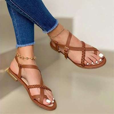 Sandales plates pour femmes mode d'été boucle bout ouvert plage chaussures. DIAYTAR COTE D'IVOIRE, votre allié pour des économies au quotidien ! Parcourez notre large catalogue en ligne et explorez notre gamme de produits discount allant de l'électroménager à l'informatique en passant par la mode. Profitez des dernières tendances à petits prix et faites de bonnes affaires sans compromis sur la qualité.