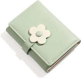 Mini portefeuille à trois volets fleurs pour filles petit en cuir. Parfaitement adapté aux chasseurs de bonnes affaires, DIAYTAR COTE D'IVOIRE  vous offre une expérience de shopping en ligne unique. Notre sélection abondante de produits discount, incluant des articles essentiels pour la maison, l'électroménager, l'informatique, la mode et les gadgets, garantit que vous trouverez ce que vous cherchez sans vous ruiner.