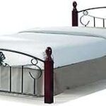 Lit simple en bois et acier de couleur chêne marron de awf al wadi furniture avec base. Faites-vous plaisir sans vous ruiner avec DIAYTAR COTE D'IVOIRE, la boutique en ligne qui propose des produits discount pour tous les budgets. Venez découvrir notre sélection de produits pour la maison, l'électroménager, l'informatique et la mode, et profitez de remises exceptionnelles.