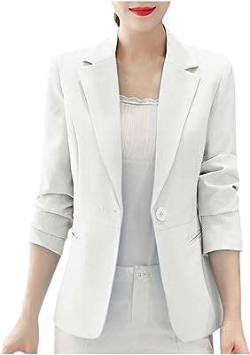 Veste blazer légère à manches longues pour femme boutonnée sur le devant. DIAYTAR COTE D'IVOIRE, le paradis du shopping en ligne à prix discount ! Naviguez à travers notre large gamme de produits discount soigneusement sélectionnés pour votre maison, votre cuisine, votre dressing et bien plus encore. Faites de bonnes affaires et offrez-vous les dernières tendances à petits prix, tout en restant à l'affût des nouveautés.