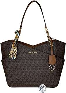Sac à bandoulière michael kors pour femme 35f8gtve7b. Découvrez DIAYTAR COTE D'IVOIRE, votre boutique en ligne discount préférée pour des achats malins. Trouvez tout ce dont vous avez besoin, de la maison à l'électroménager, de l'informatique à la mode, et profitez de prix imbattables sur notre gamme de produits variée et de qualité.