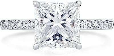 Bague de fiançailles en argent sterling plaqué platine et zircone cubique pour femme. La boutique en ligne DIAYTAR COTE D'IVOIRE  propose une large gamme de produits discount pour répondre à tous vos besoins. Obtenez les dernières innovations technologiques, les indispensables pour votre maison et une sélection de vêtements à la mode, le tout à des prix avantageux. Parcourez notre catalogue et profitez de réductions exceptionnelles !
