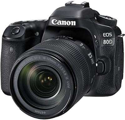Kit d'objectif canon eos 80d 242 mp appareil photo reflex. DIAYTAR COTE D'IVOIRE, la boutique en ligne qui rend l'achat discount facile et accessible à tous ! Parcourez notre catalogue varié qui regorge de produits discount pour la maison, l'électroménager, l'informatique ou encore la mode. Avec nous, vous profiterez de tarifs avantageux sans compromis sur la qualité, le tout, depuis le confort de votre foyer.