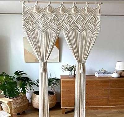 Rrlala rideau en macramé à suspendre au mur tissé la main pour porte. Rencontrez les bonnes affaires chez DIAYTAR COTE D'IVOIRE  – votre destination en ligne pour des produits discount pour tous les aspects de votre vie. Découvrez notre sélection variée d'articles pour la maison, allant des appareils électroménagers indispensables aux éléments décoratifs élégants. Restez connecté avec notre gamme d'appareils informatiques à prix imbattables, et ravivez votre style avec des vêtements et accessoires tendance à petit prix. Faites des économies tout en obtenant la qualité que vous méritez !