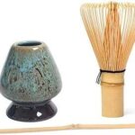 Ensemble de 3 fouets à matcha beauenty fouet et support en bambou. DIAYTAR COTE D'IVOIRE  - La boutique en ligne qui rend les bonnes affaires accessibles à tous. Parcourez notre sélection de produits discount, de l'électroménager pratique à la mode abordable, tout en profitant de notre engagement envers la qualité. Ne payez plus trop cher pour ce dont vous avez besoin, faites vos achats malins chez nous !