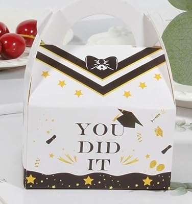 12 pièces boîte cadeau de remise de diplôme à bonbons chocolat sucre pour fête des diplômes. Avec DIAYTAR COTE D'IVOIRE, vous pouvez acheter intelligemment tout en restant dans votre budget. Notre boutique en ligne propose une sélection de produits discount pour la maison, l'électroménager, l'informatique et la mode, avec des prix attractifs. Parcourez notre collection dès maintenant et trouvez tout ce dont vous avez besoin à moindre coût !