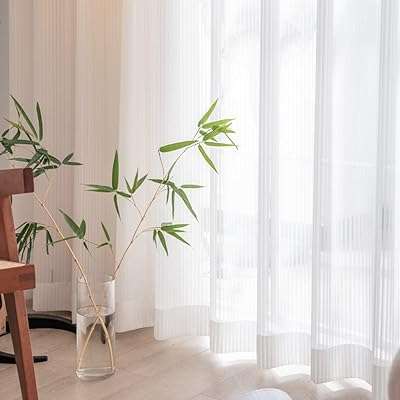Rideaux transparents à rayures blanches pour salon 84" de fenêtre en voile. DIAYTAR COTE D'IVOIRE, votre allié pour des économies au quotidien ! Parcourez notre large catalogue en ligne et explorez notre gamme de produits discount allant de l'électroménager à l'informatique en passant par la mode. Profitez des dernières tendances à petits prix et faites de bonnes affaires sans compromis sur la qualité.