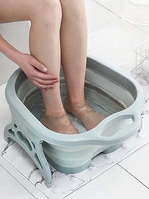 Bassin de voyage portable et pliable pour enlever les callosités pieds spa massage en plastique. Bienvenue chez DIAYTAR COTE D'IVOIRE, votre guichet unique pour des achats discount en ligne. Parcourez notre catalogue étendu et trouvez des articles variés, allant de l'électroménager pratique à la dernière mode, le tout à des prix imbattables. Profitez de la qualité sans compromis tout en maximisant vos économies chez nous.