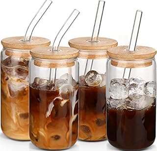 Ensemble de 4 tasses en verre amateur avec couvercles et pailles. Économisez tout en vous faisant plaisir grâce à DIAYTAR COTE D'IVOIRE, votre boutique en ligne généraliste. Notre large gamme de produits, allant de la décoration de maison aux gadgets dernier cri, en passant par la mode et l'électroménager, vous permettra de trouver ce que vous désirez à prix réduits.
