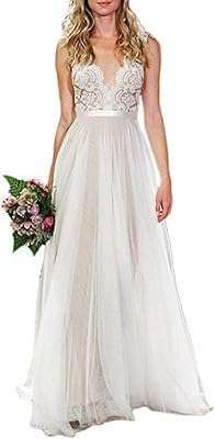 Robe décontractée en polyester pour femme blanc. DIAYTAR COTE D'IVOIRE  vous offre un large éventail de produits discount adaptés à tous les budgets. Faites des bonnes affaires sur une sélection d'articles pour la maison, l'électroménager, l'informatique, la mode et les gadgets. Profitez de nos prix cassés et découvrez une nouvelle façon de faire des économies sans sacrifier la qualité !