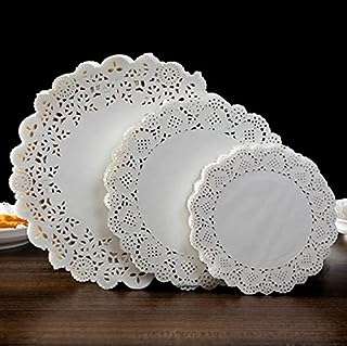 Napperons en papier dentelle blanche ronds de 12 pouces jetables pour mariages. DIAYTAR COTE D'IVOIRE, votre adresse incontournable pour des produits discount à portée de clic. Faites des économies sur vos achats en explorant notre large gamme d'articles variés, allant des produits de la maison aux gadgets dernier cri, sans oublier les équipements informatiques et les articles à la mode.
