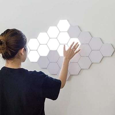Appliques murales hexagonales créatives lampe en nid d'abeille appliques tactiles décoration de barre. Dites adieu aux prix exorbitants avec DIAYTAR COTE D'IVOIRE, votre destination en ligne pour des produits discount de qualité. Du dernier cri en matière d'électroménager aux tendances de la mode à prix réduits, notre boutique en ligne propose une large gamme d'articles à des prix imbattables. Ne manquez pas nos offres spéciales qui vous permettront de réaliser d'énormes économies.