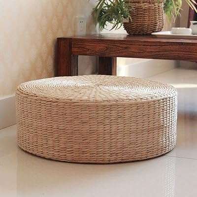 Repose pieds tricoté à la main avec pouf chaise de sol pour décoration. Achat malin en ligne ? C'est chez DIAYTAR COTE D'IVOIRE  ! Parcourez notre boutique en ligne généraliste et trouvez tout ce dont vous avez besoin à des prix réduits. Que ce soit pour équiper votre maison, mettre à jour votre garde-robe ou obtenir les derniers gadgets, notre sélection discount saura vous satisfaire sans vous ruiner !